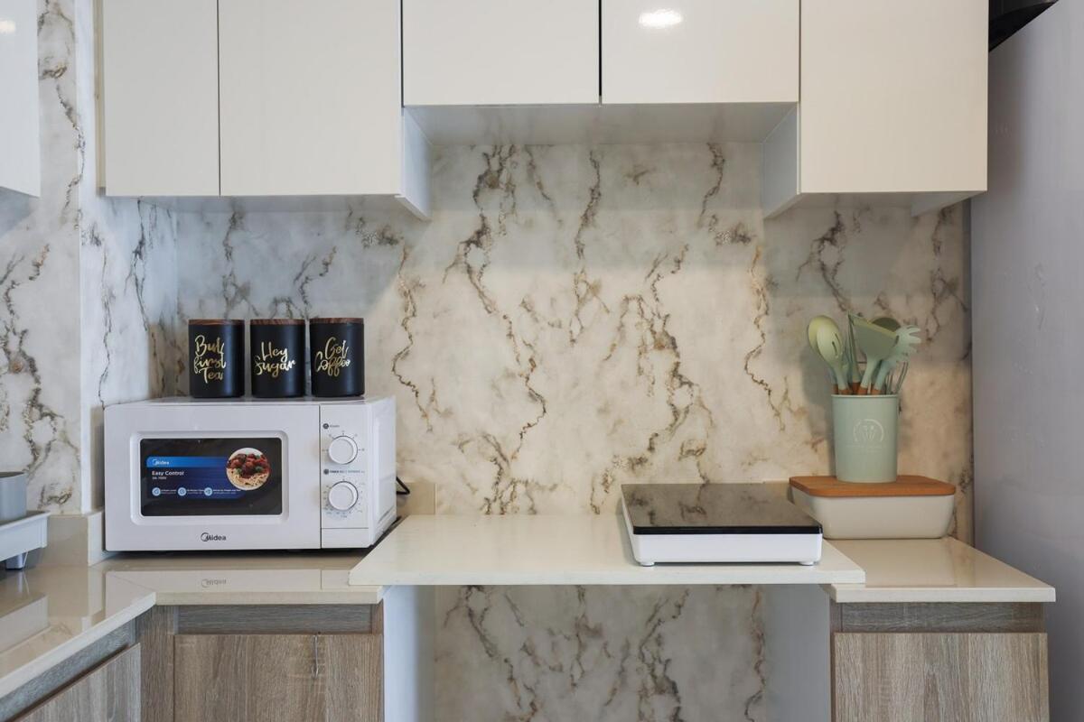 Botanical Bliss 1br *